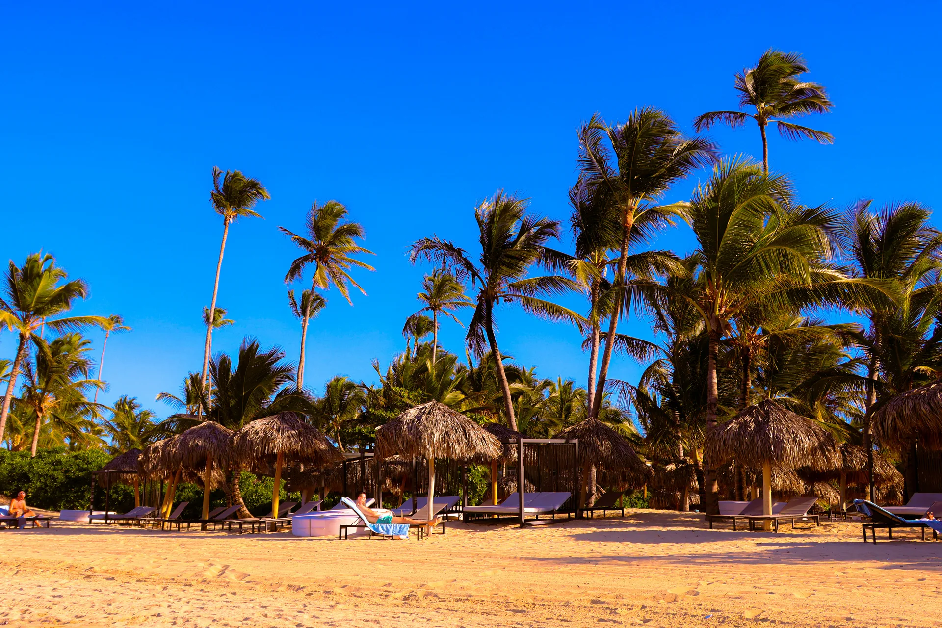 Punta Cana or Cancun for a Quick Luxury Family Trip: Cost, Flights, and Hotel Style